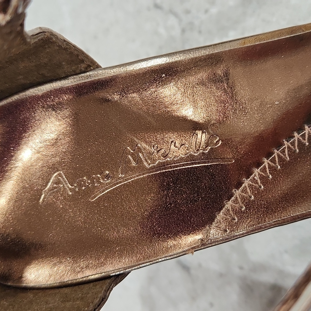 Never Worn Vintage Wedges - Picture 5 of 15